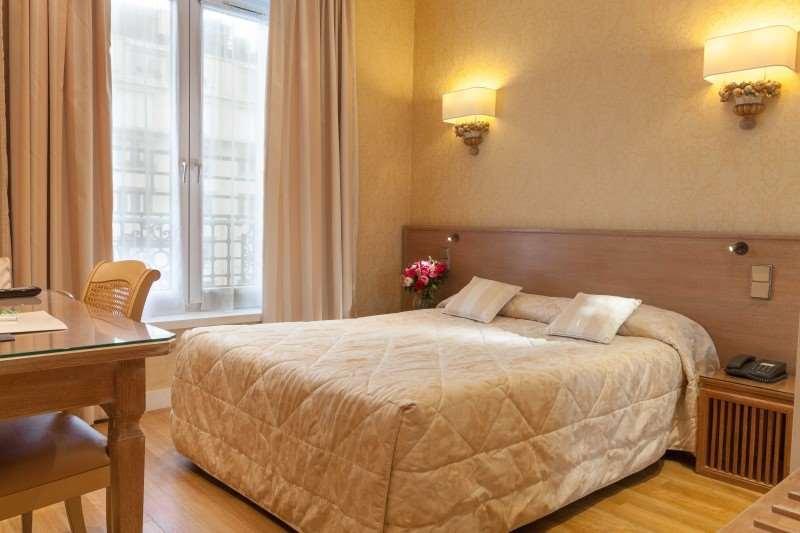 Hotel Cecilia Arc De Triomphe Paris Zimmer foto